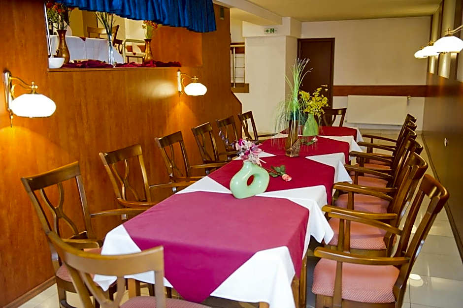Samaa Hotel