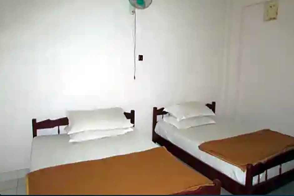 OYO 90822 Hotel Taman Wisata