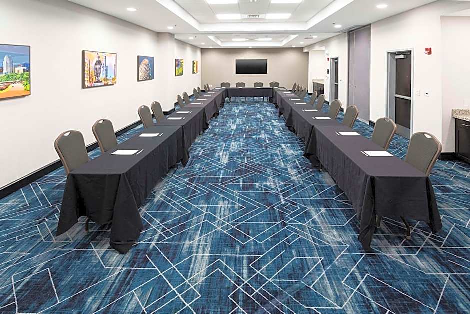 Hampton Inn By Hilton & Suites - Raleigh Downtown