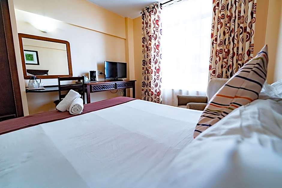 Gooderson Tropicana Hotel