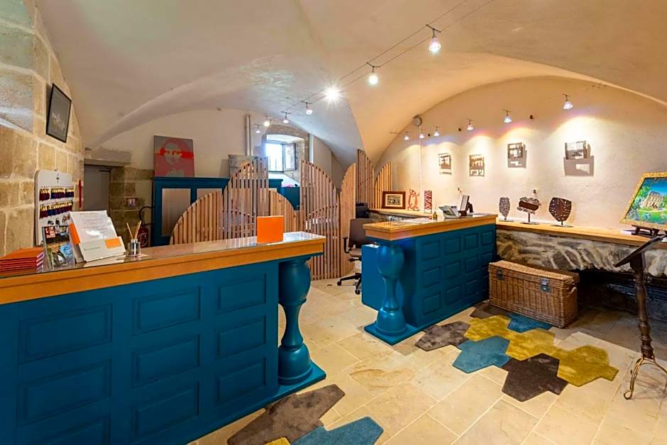 Chateau des Ducs de Joyeuse, BW Signature Collection