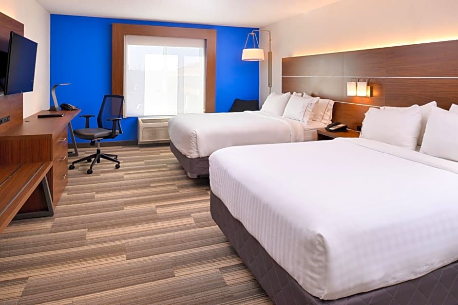 Holiday Inn Express Hotel & Suites Urbana-Champaign-U of I Area