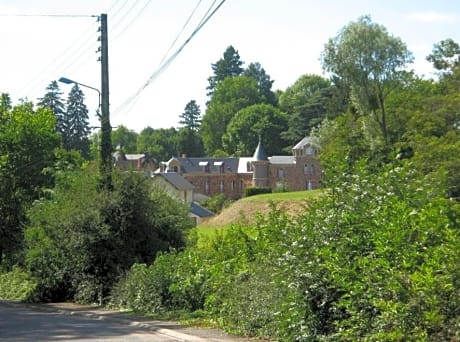 Chambres d'Hôtes Castel Des Cèdres