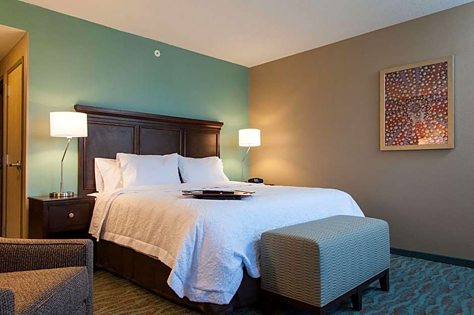 Hampton Inn By Hilton & Suites Gulfport