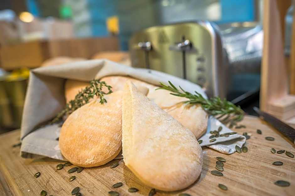 Holiday Inn Manchester West By IHG