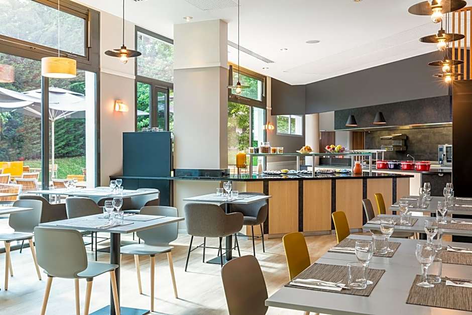 Courtyard by Marriott Paris Saint Denis