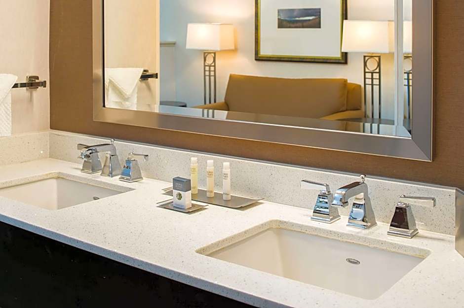 DoubleTree By Hilton Olympia