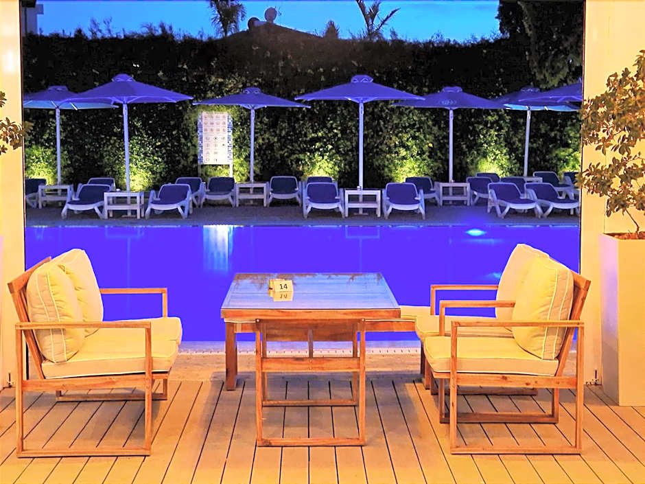 Sveltos Hotel