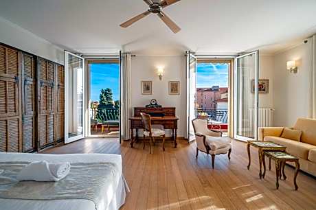 La Fabrique à Poupées - Chambres et Appartements de charme au coeur de Menton