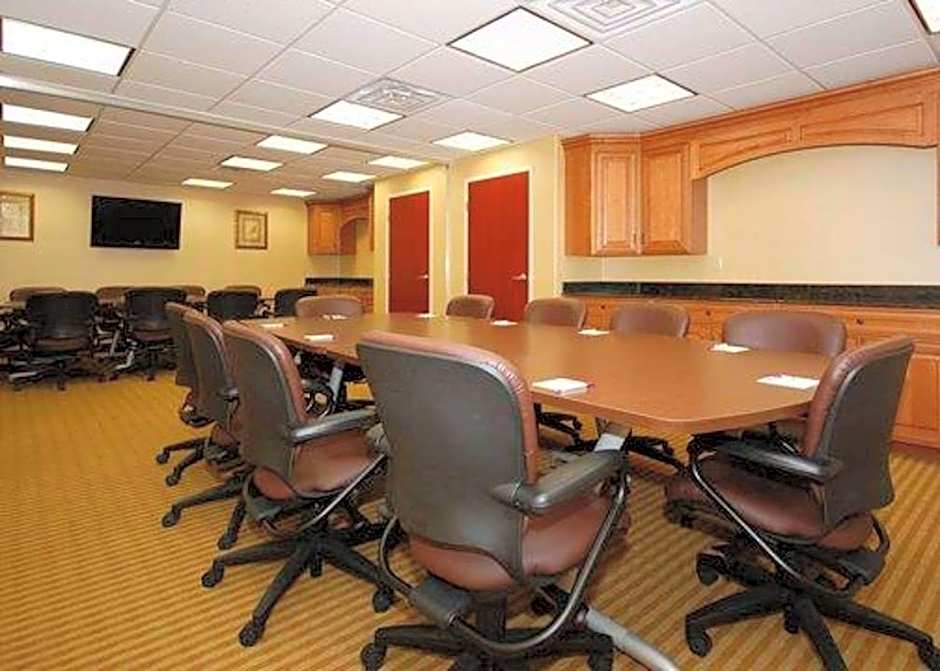 Comfort Suites Airport Wichita