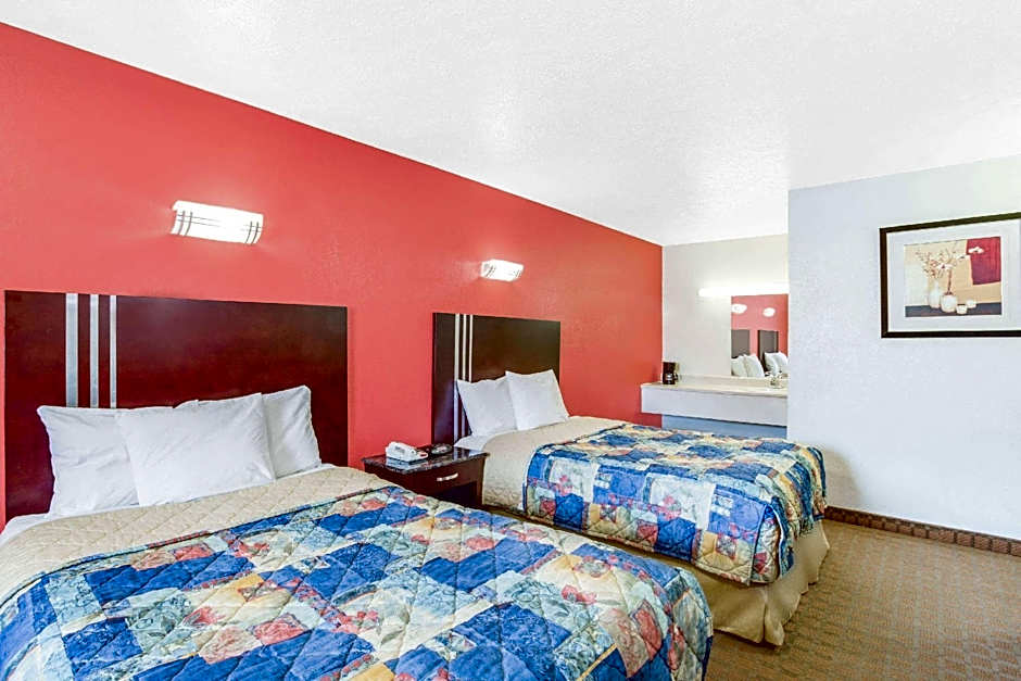 Travelodge by Wyndham Parkersburg