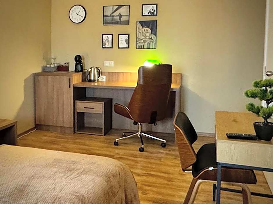 Apartments Sofia Airport free shuttle and parking