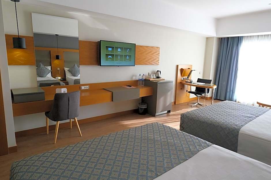 Foto 1 von 5 von Deluxe 1 Double Bed or 2 Beds, Balcony