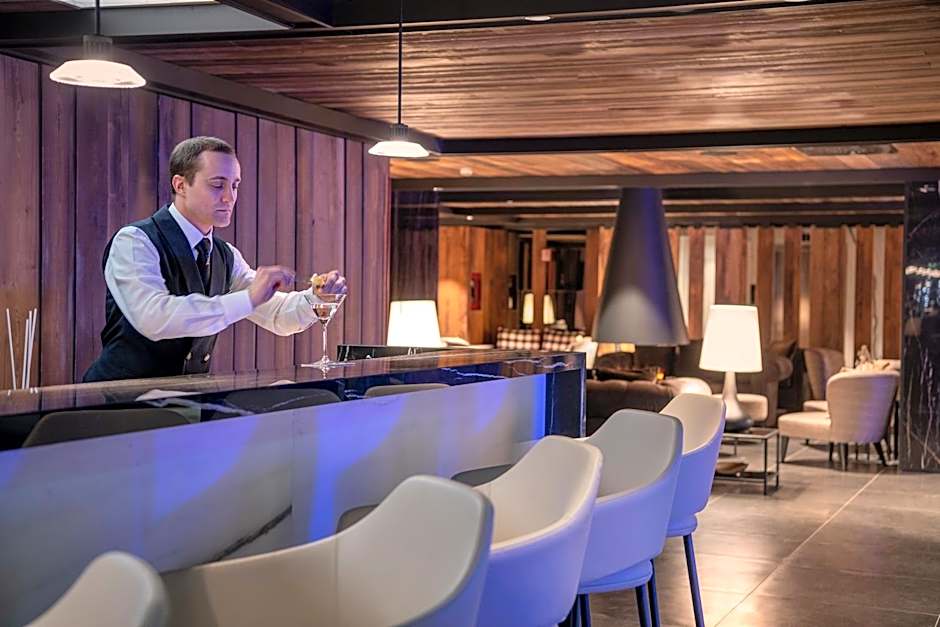 Le Massif Hotel & Lodge Courmayeur The Leading Hotels of the World