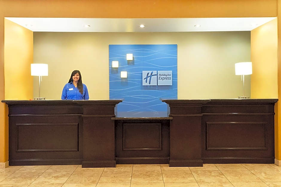 Holiday Inn Express & Suites Casa Grande by IHG
