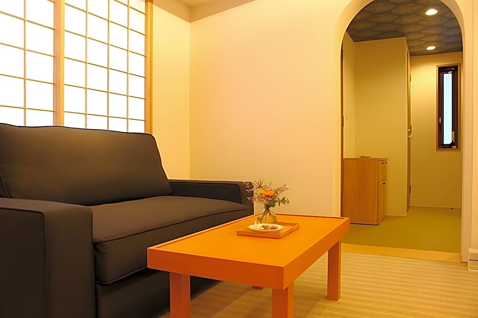 RESI STAY Hachi inn 
