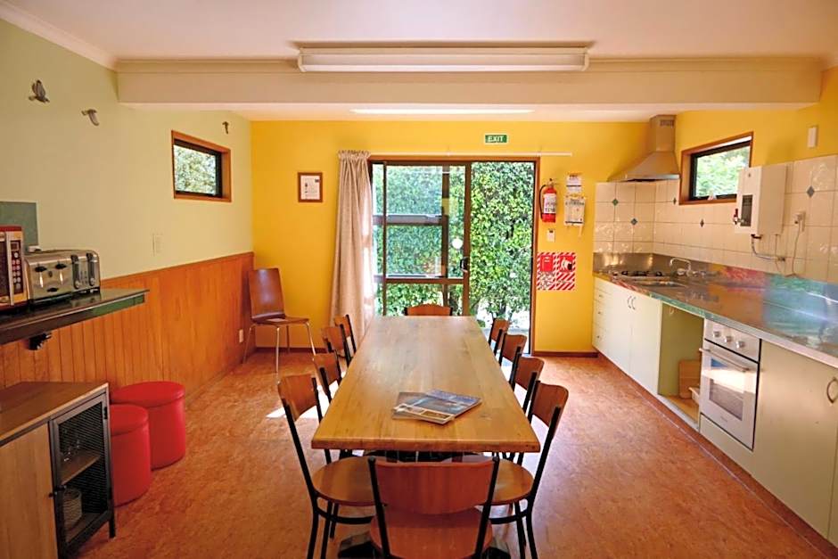 Queenstown Holiday Park Creeksyde