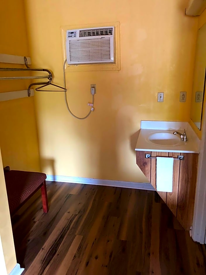 Americas Best Value Inn - Jonesville