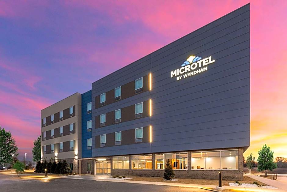 Microtel Inn & Suites by Wyndham Olive Branch