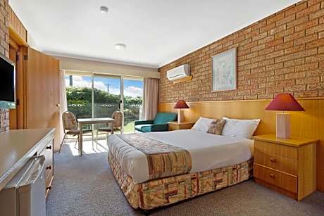 Twin Room with Sofa Bed