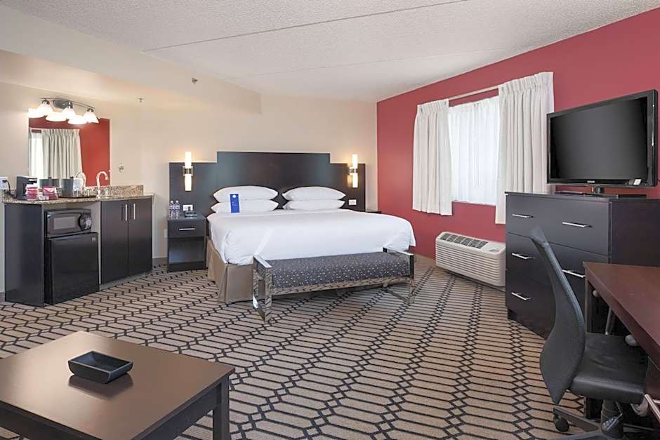 Delta Hotels by Marriott Fargo