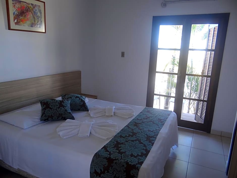 Golfinho Plaza Hotel