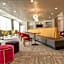 La Quinta Inn & Suite by Wyndham Lake City