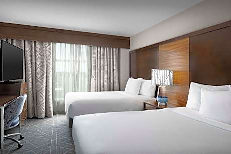Two Room Suite with Two Queen Beds - Hearing Access