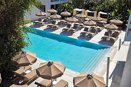 Nissi Park Hotel