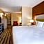 Comfort Inn & Suites St. Paul Northeast