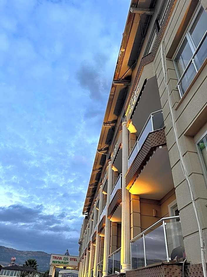 Truva Life Hotel