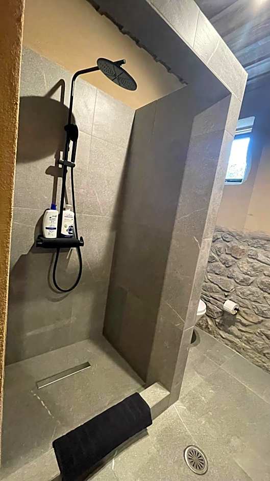 ΠΕΤΡΑΣΤΕΡΟ rooms