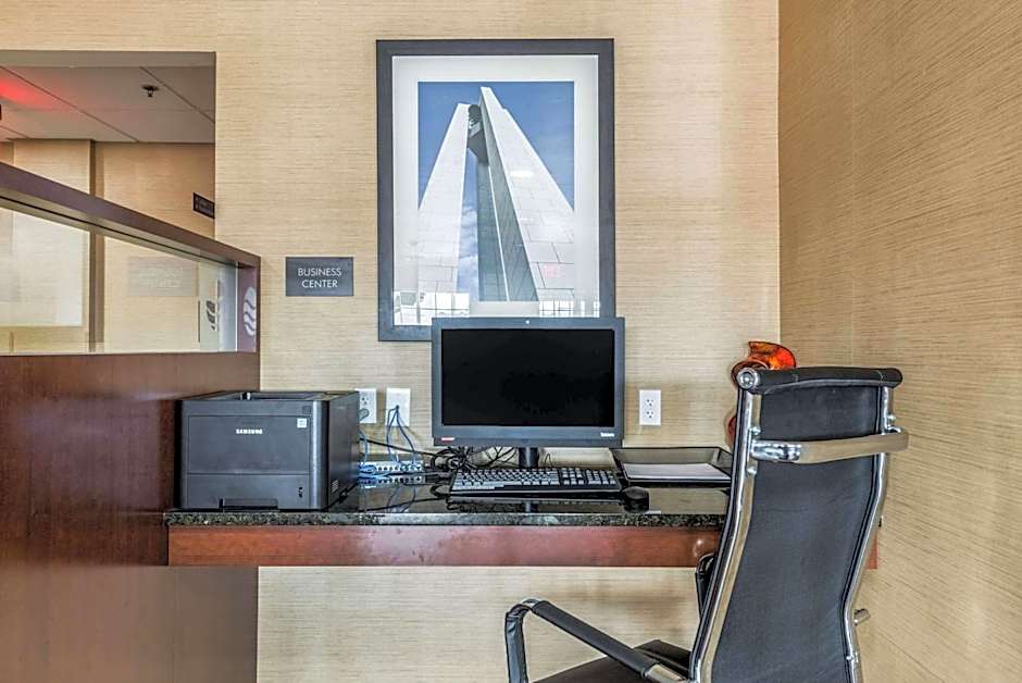 Comfort Inn & Suites Dayton North