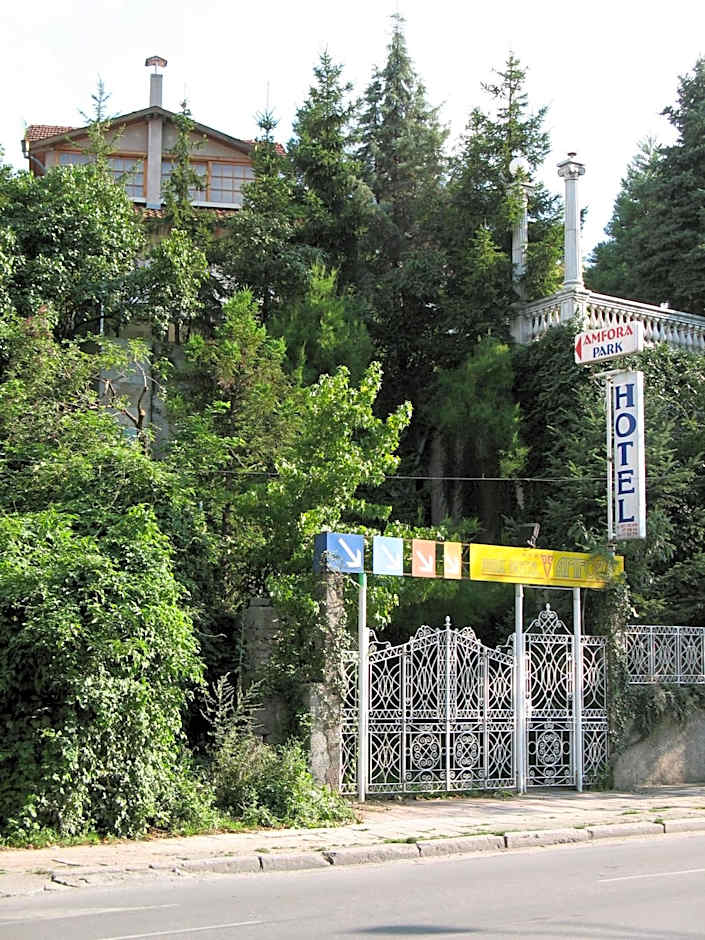 Park Hotel Amfora -Free Parking