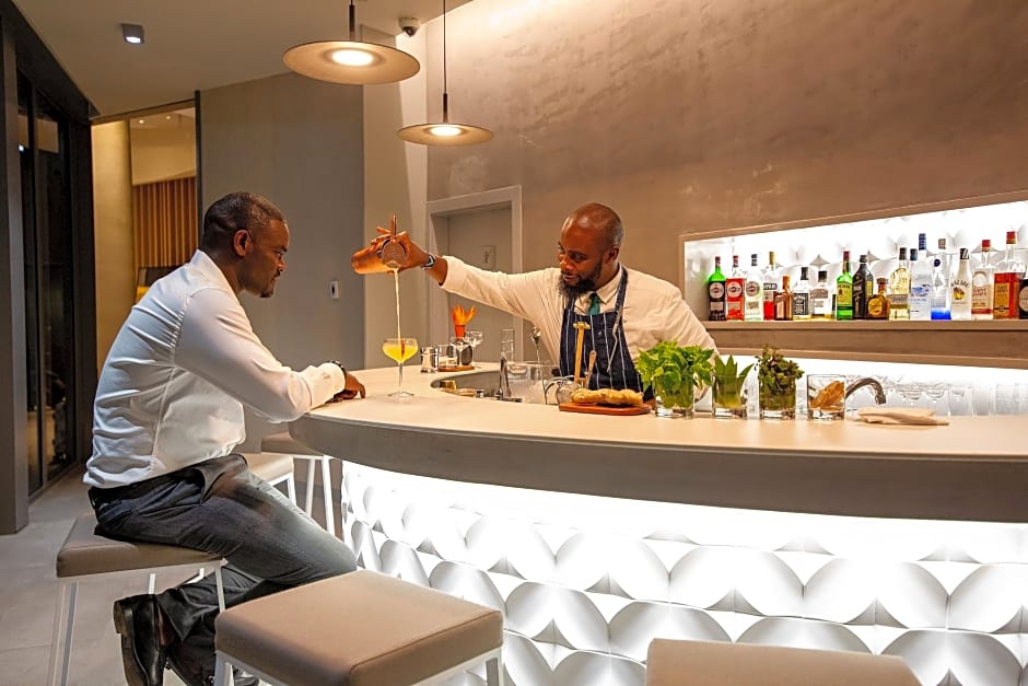 Noom Hotel Abidjan Plateau