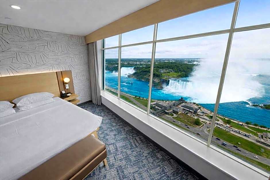 Tower Hotel at Fallsview