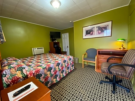 King Room - Non-Smoking