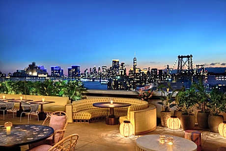 Moxy Brooklyn Williamsburg