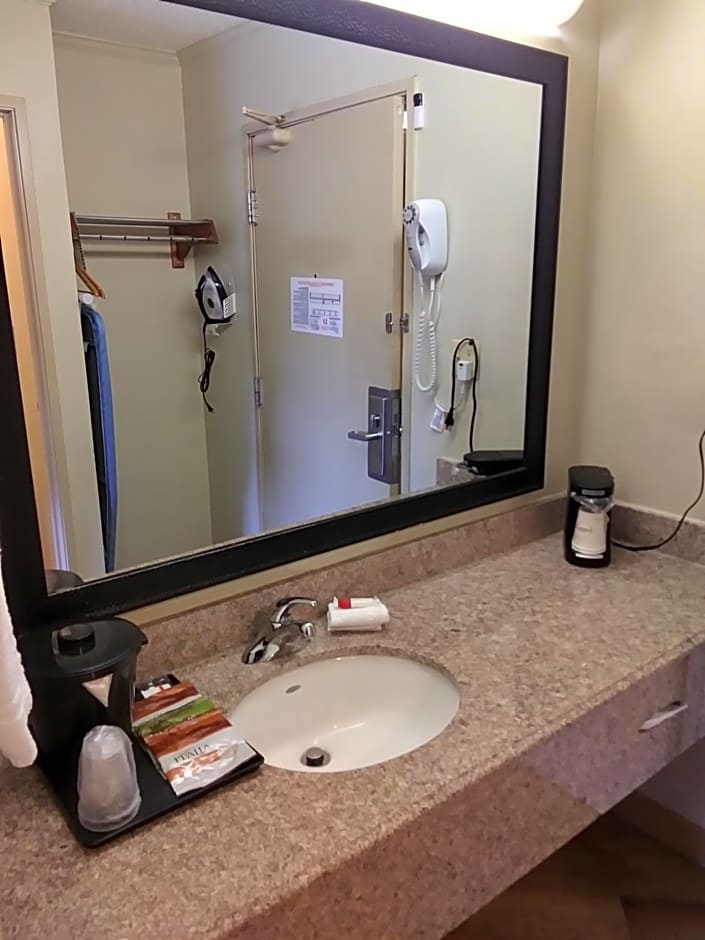 Travelodge by Wyndham Columbus State University