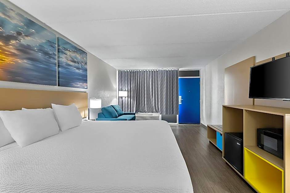 Days Inn by Wyndham Seneca