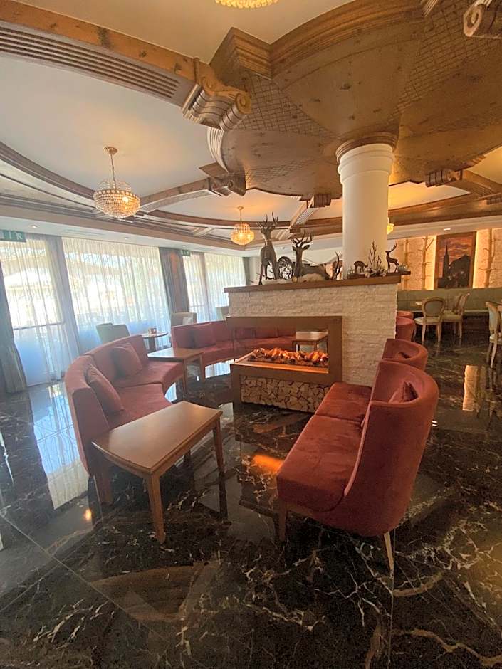 Family Hotel La Perla