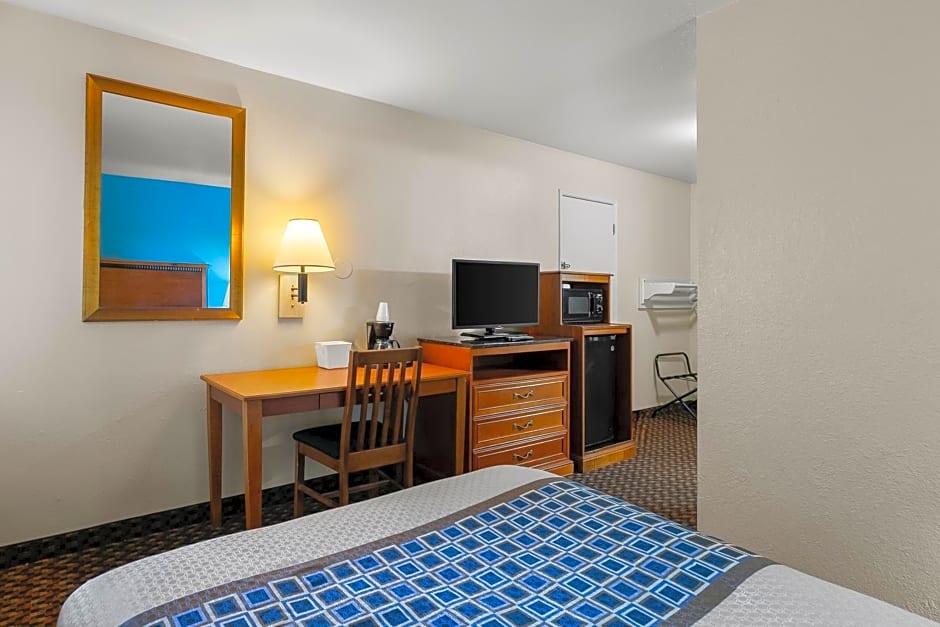 Americas Best Value Inn - Lincoln Airport