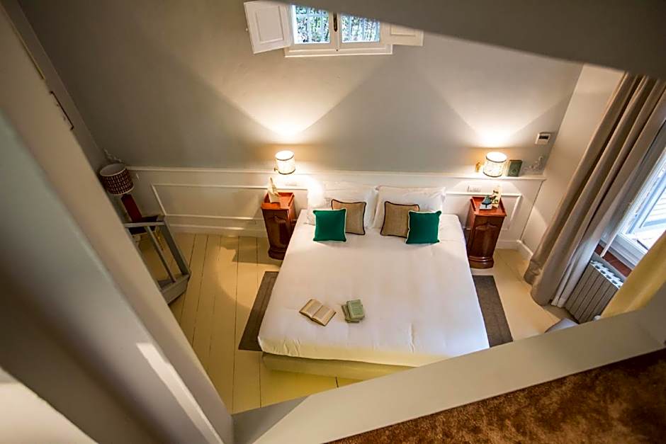 AdAstra Suites