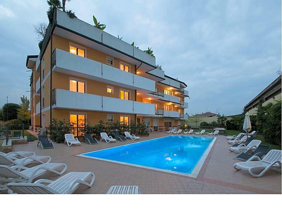 Ferretti Residence Garda Palace