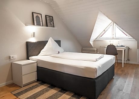 Comfort Single Room with Shower