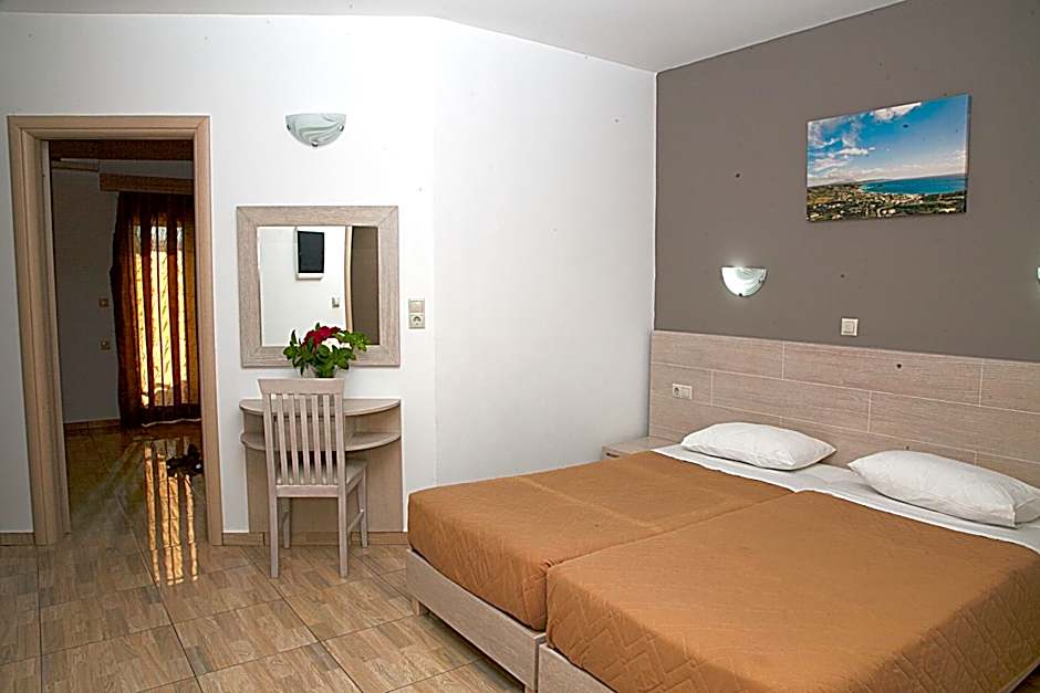 Zeus Hotel