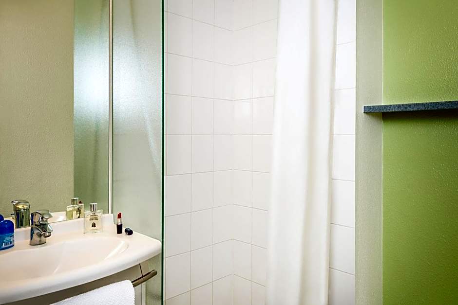 ibis budget Versailles Chateau Saint-Cyr