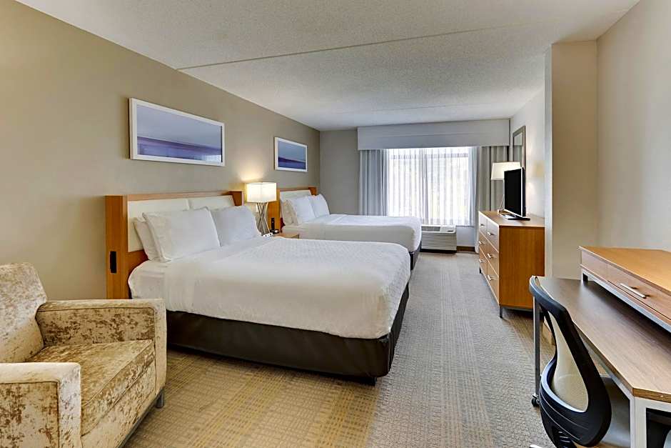 Photo 1 of 8 of Standard 2 Queen Beds, Accessible