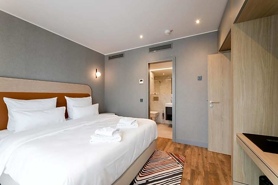 Fourty Three Luxury Serviced Apartments