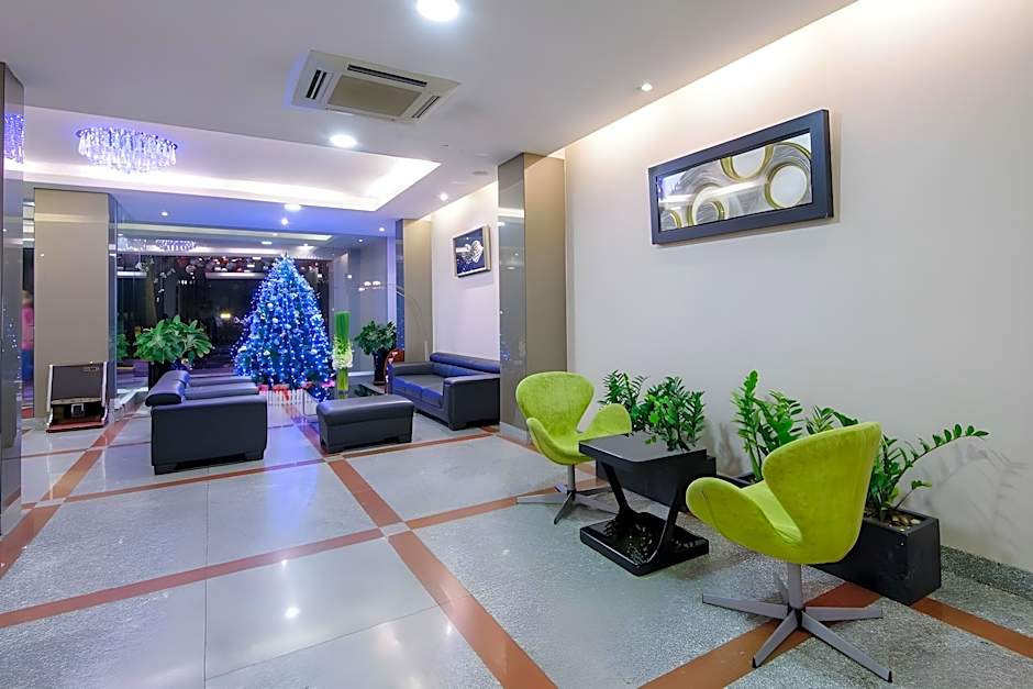 Central Park Saigon Hotel